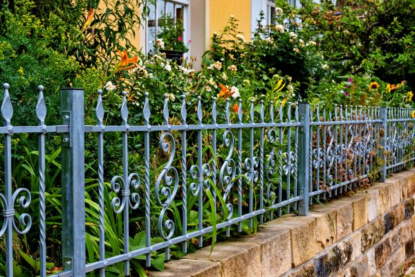 Metal Fence Renovation
