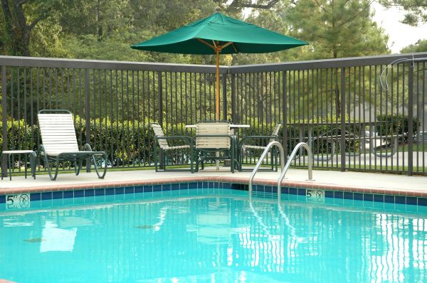 Metal Pool Barrier Service